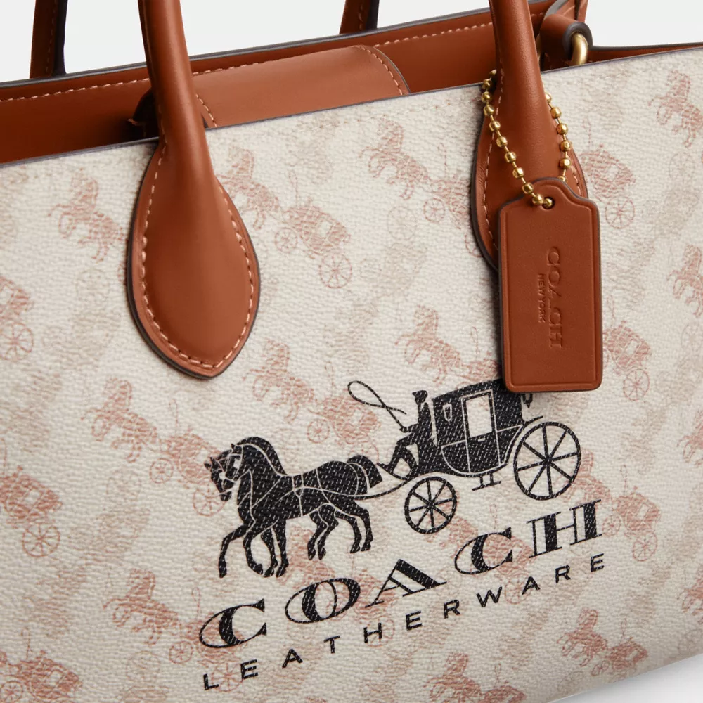 ACE TOTE 26 WITH HORSE AND CARRIAGE PRINT