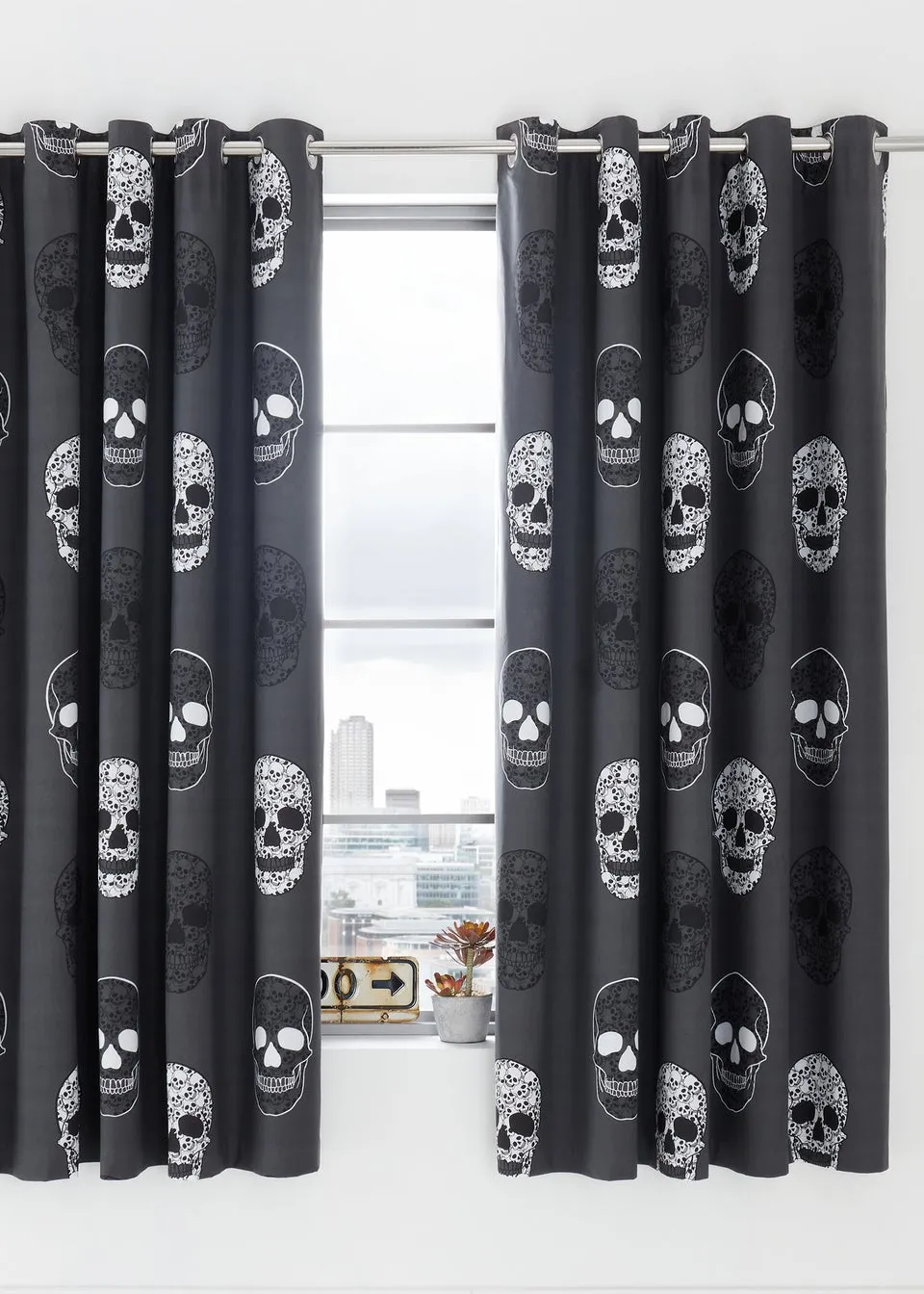 Catherine Lansfield Skulls Fully Reversible Eyelet Curtains