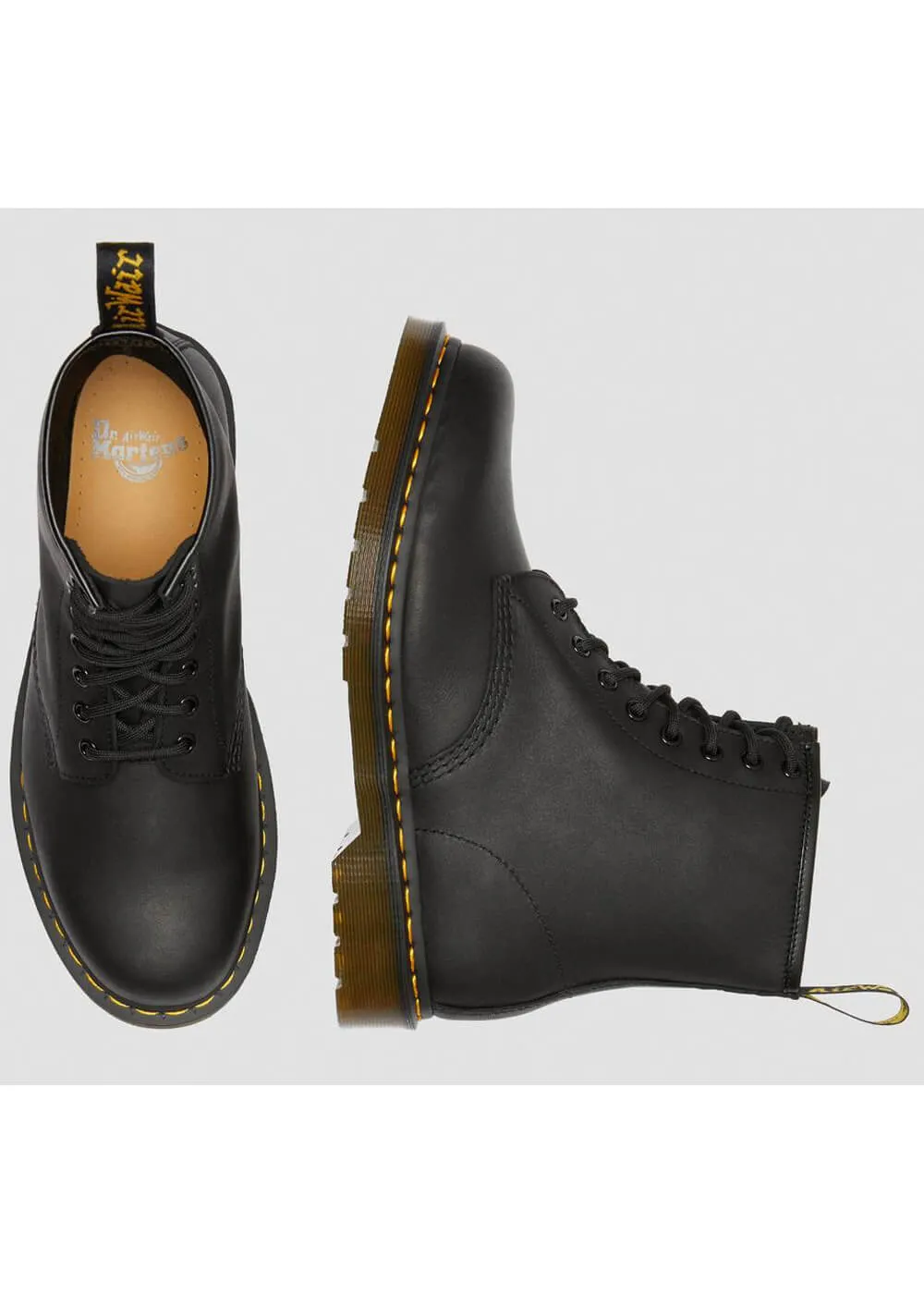 Dr. Martens 1460 Greasy Boots black