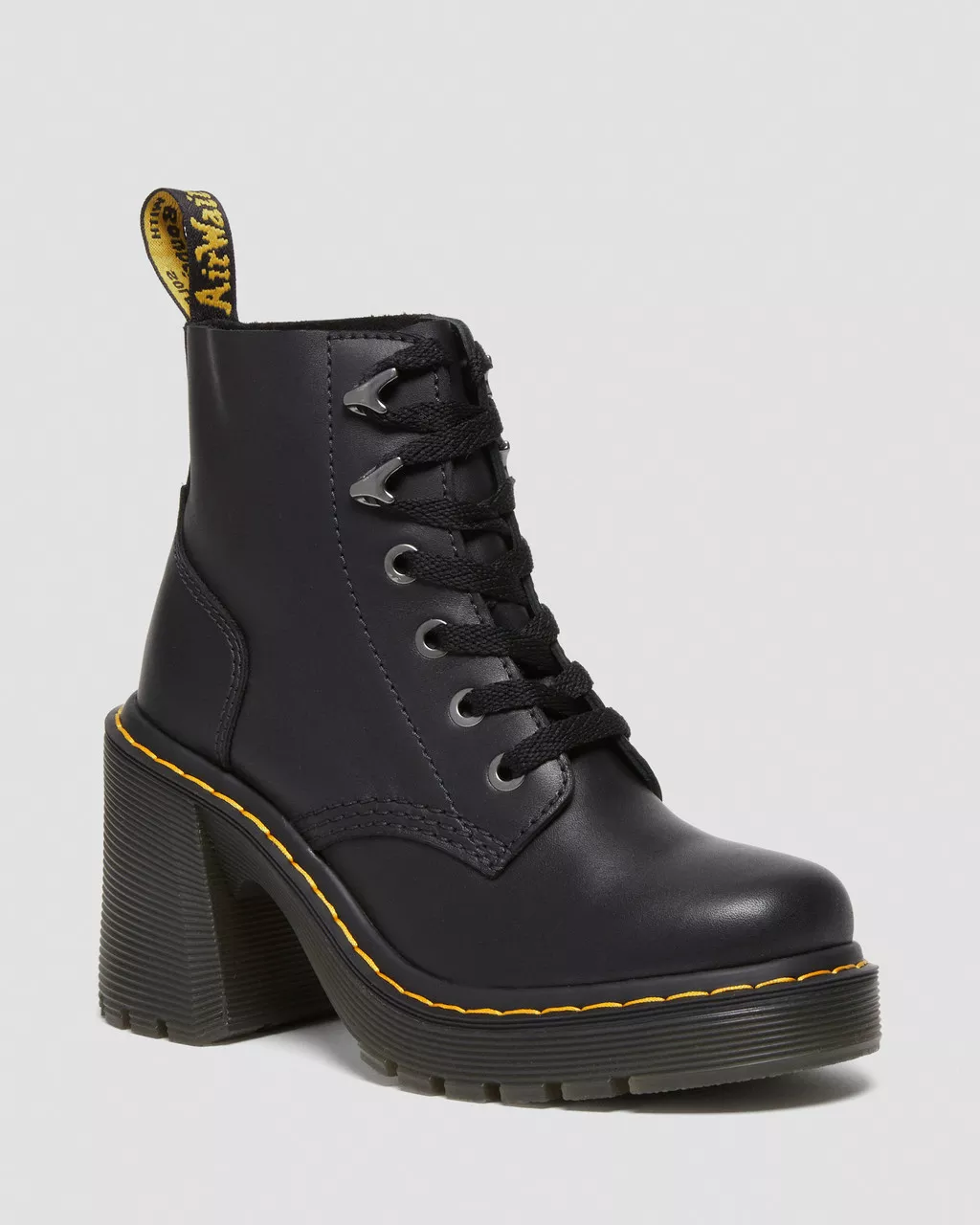 Dr Martens – Jesy Black