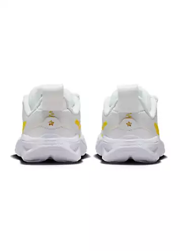 Infant Star Runner 4 Trainers by Nike | Look Again