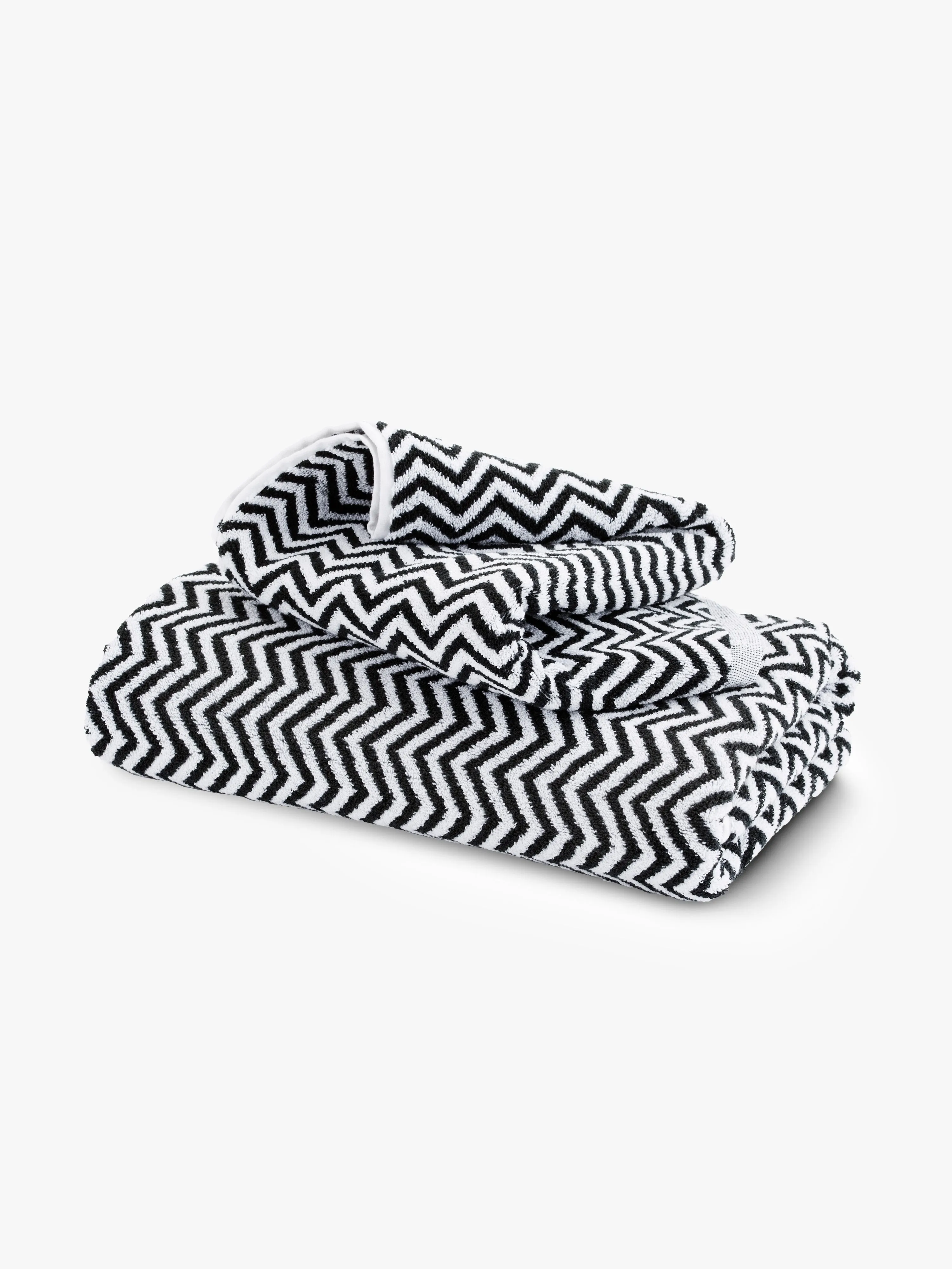 L and M Home Luxe Towels Herringbone