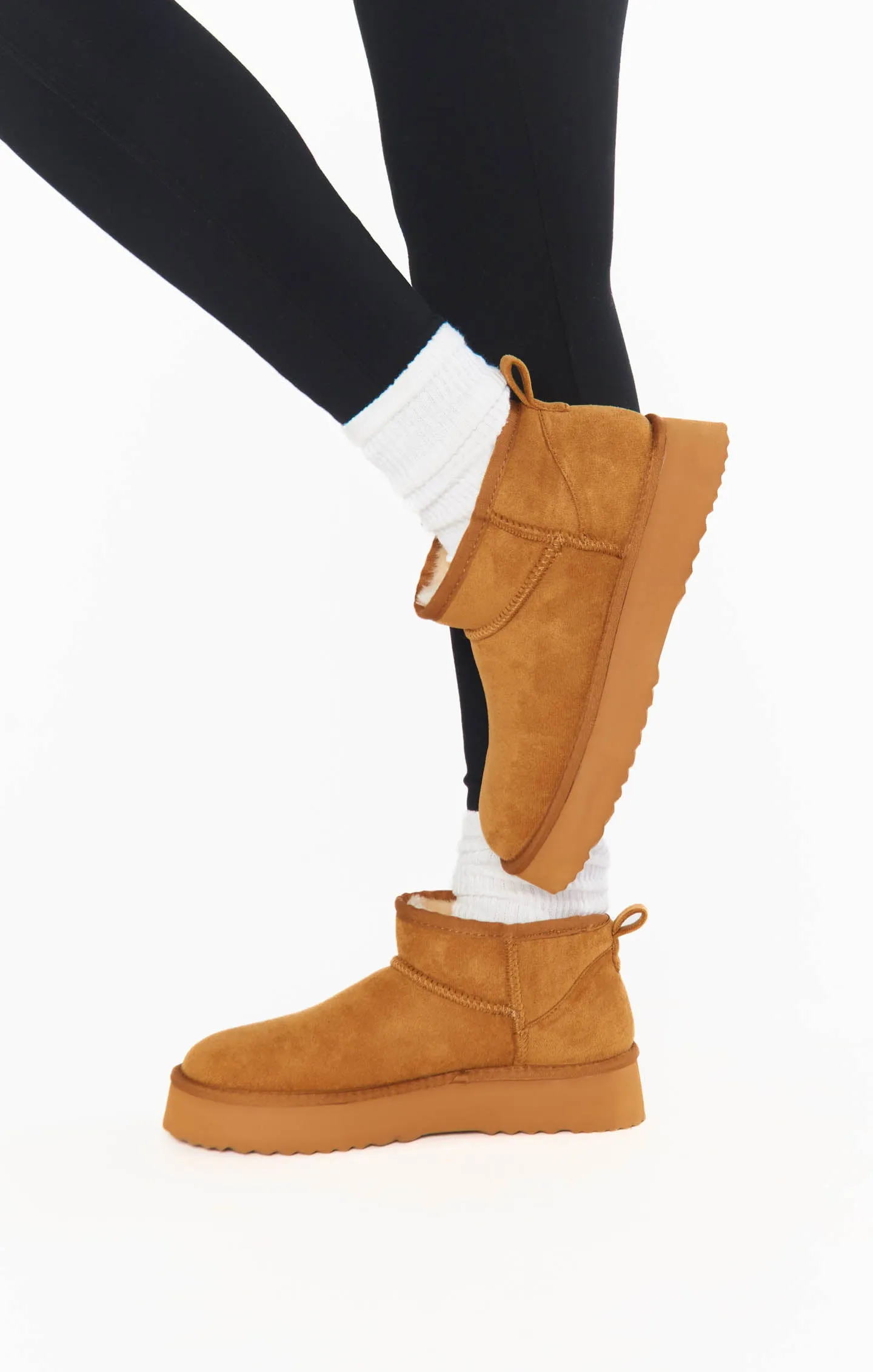 Matisse Breckenridge Boot ~ Chestnut