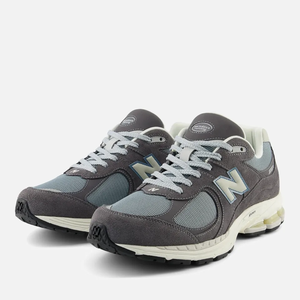 New Balance Unisex 2002r Suede and Mesh Trainers - UK 4 | Coggles