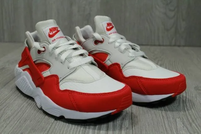 Nike Air Huarache Air Max 1 University Red