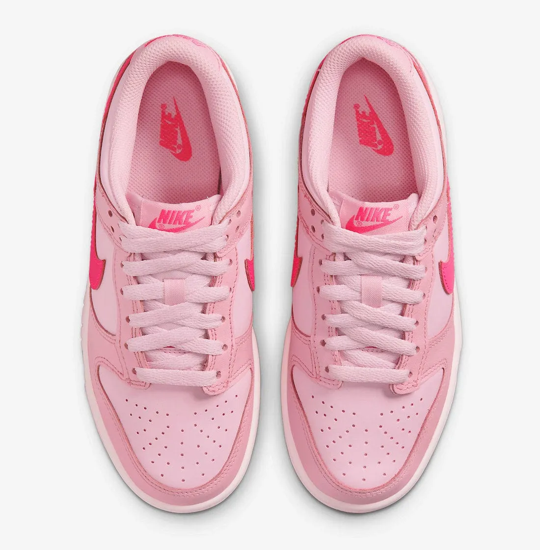 Nike Dunk Low Triple Pink (PS)