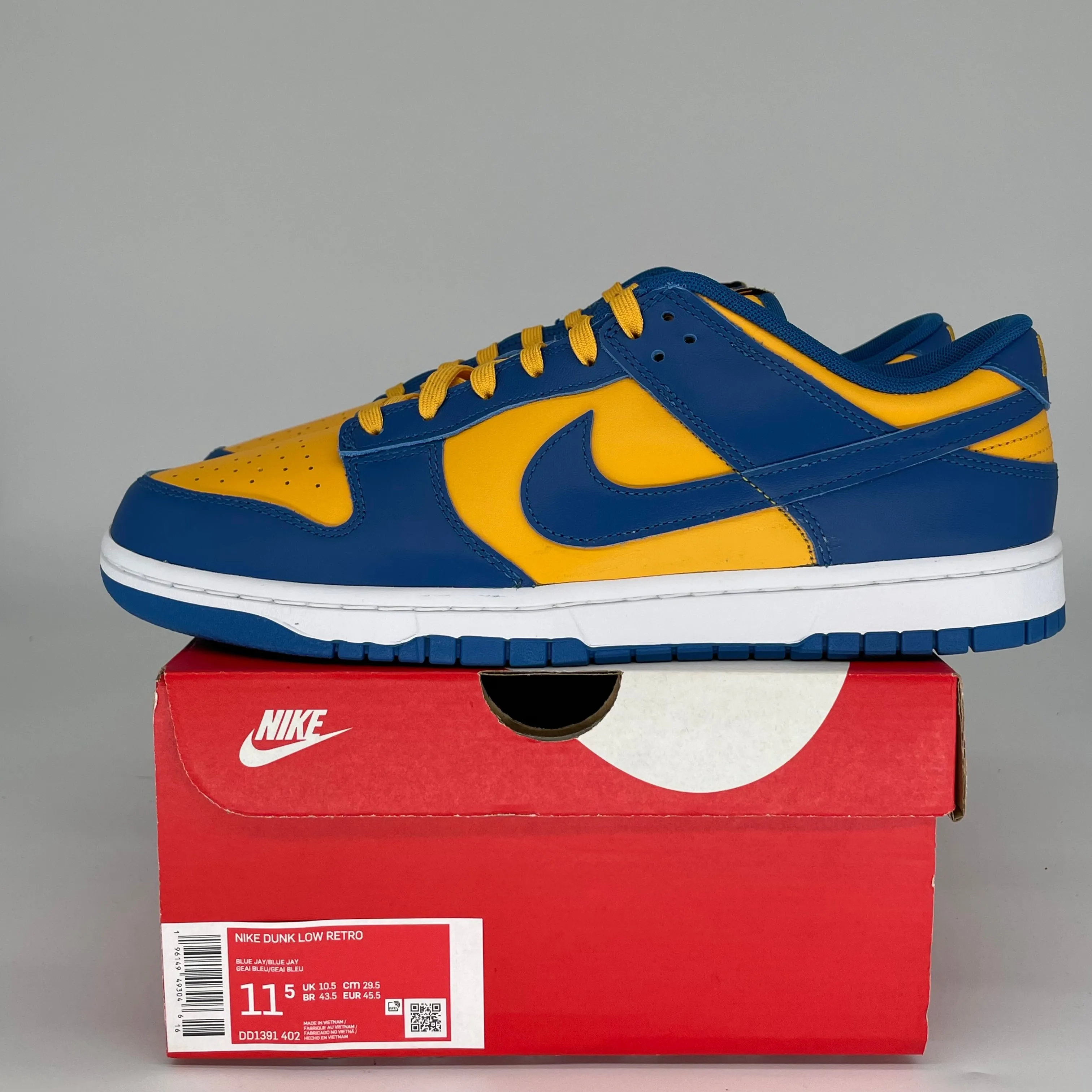 NIKE DUNK LOW UCLA SIZE 11.5 DD1391-402