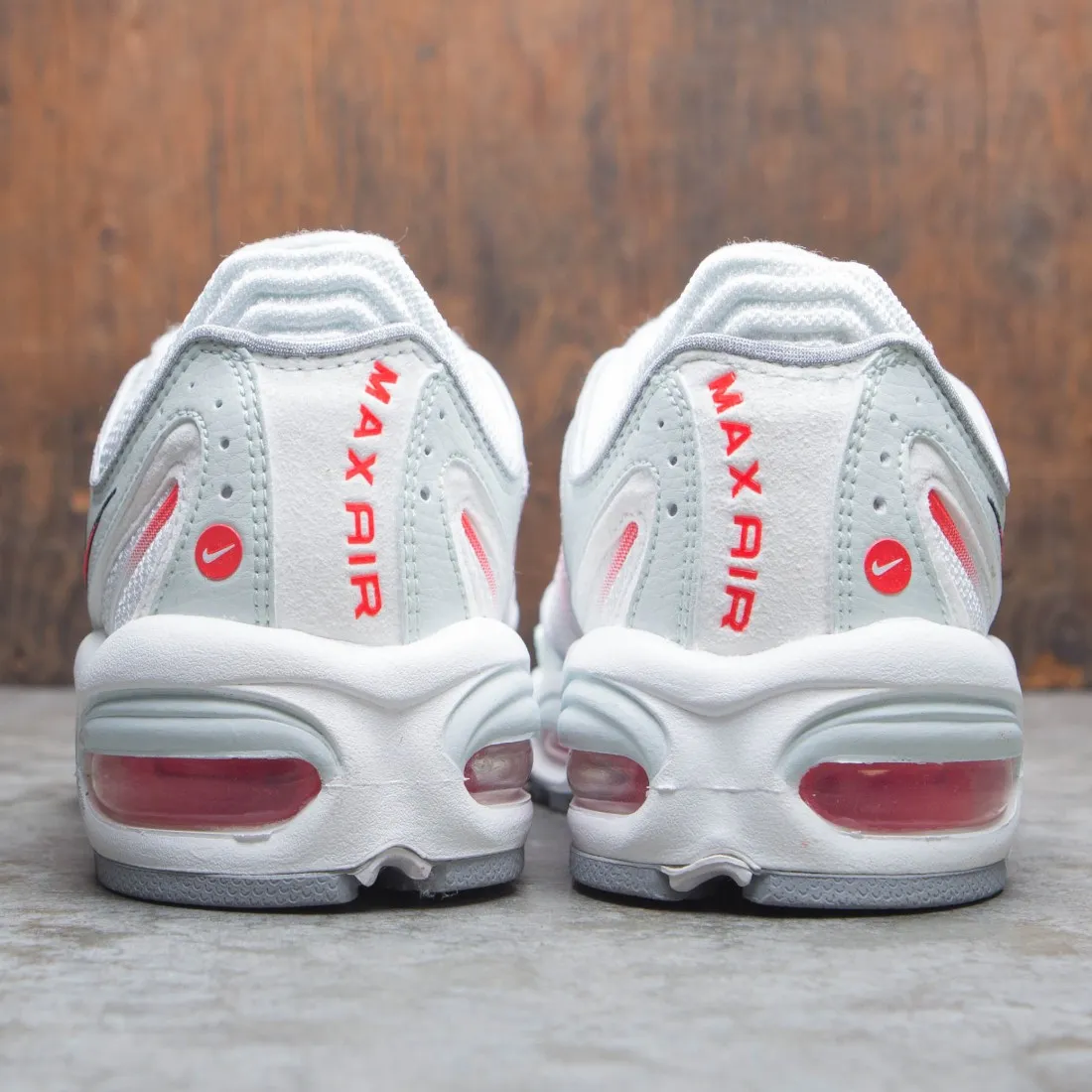 Nike Men Air Max Tailwind Iv (ghost aqua / red orbit-wolf grey)