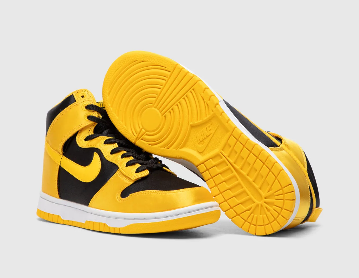 Nike Women's Dunk High Twist Black / Varsity Maize - White