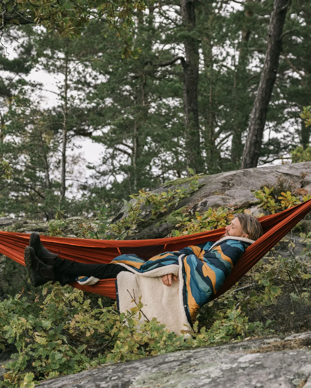 Nomadic Recycled Sherpa Blanket - Scenic Navy