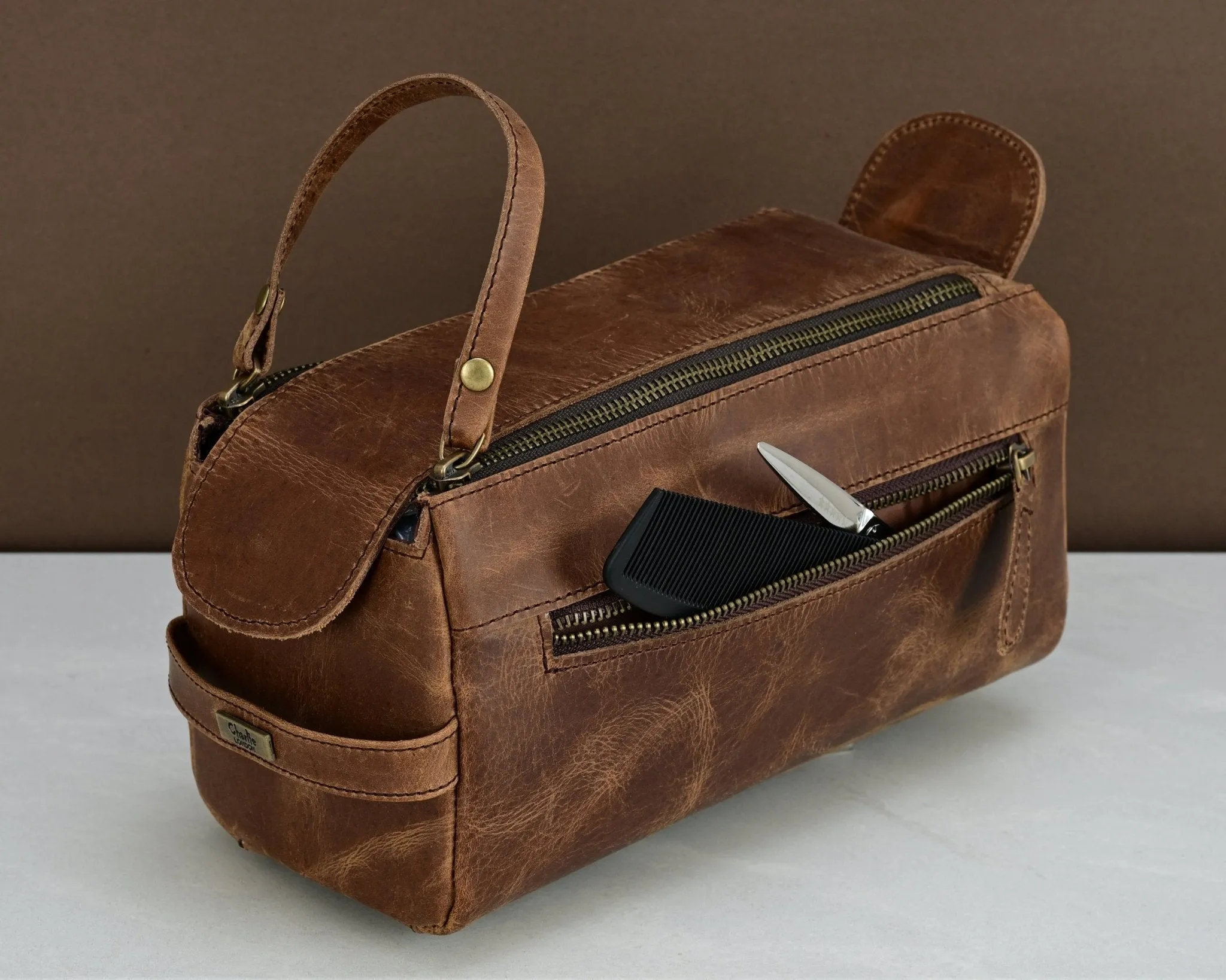 Premium Cowhide Leather Toiletry Bag Travel Dopp Kit Distressed Brown