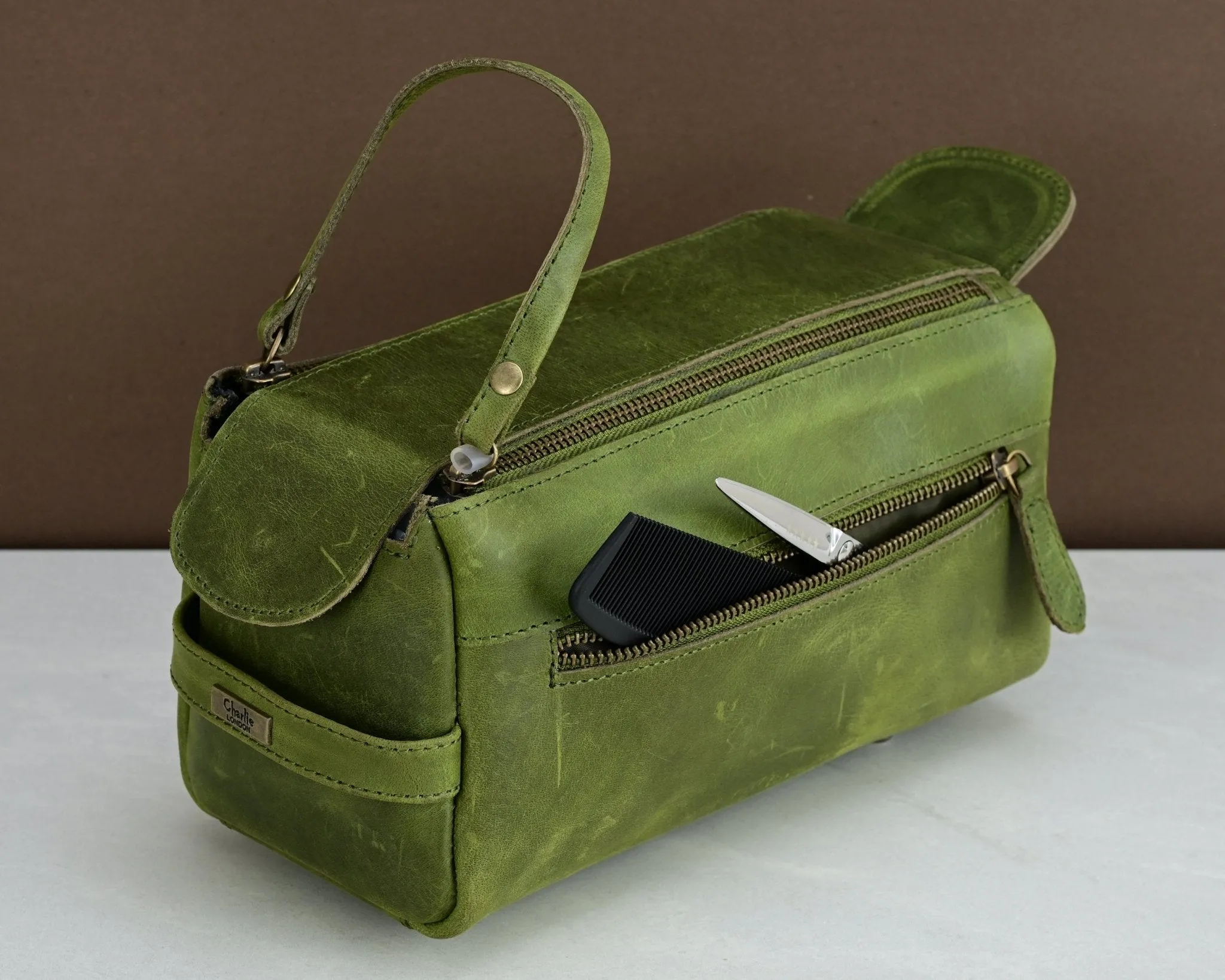 Premium Cowhide Leather Toiletry Bag Travel Dopp Kit Distressed Green