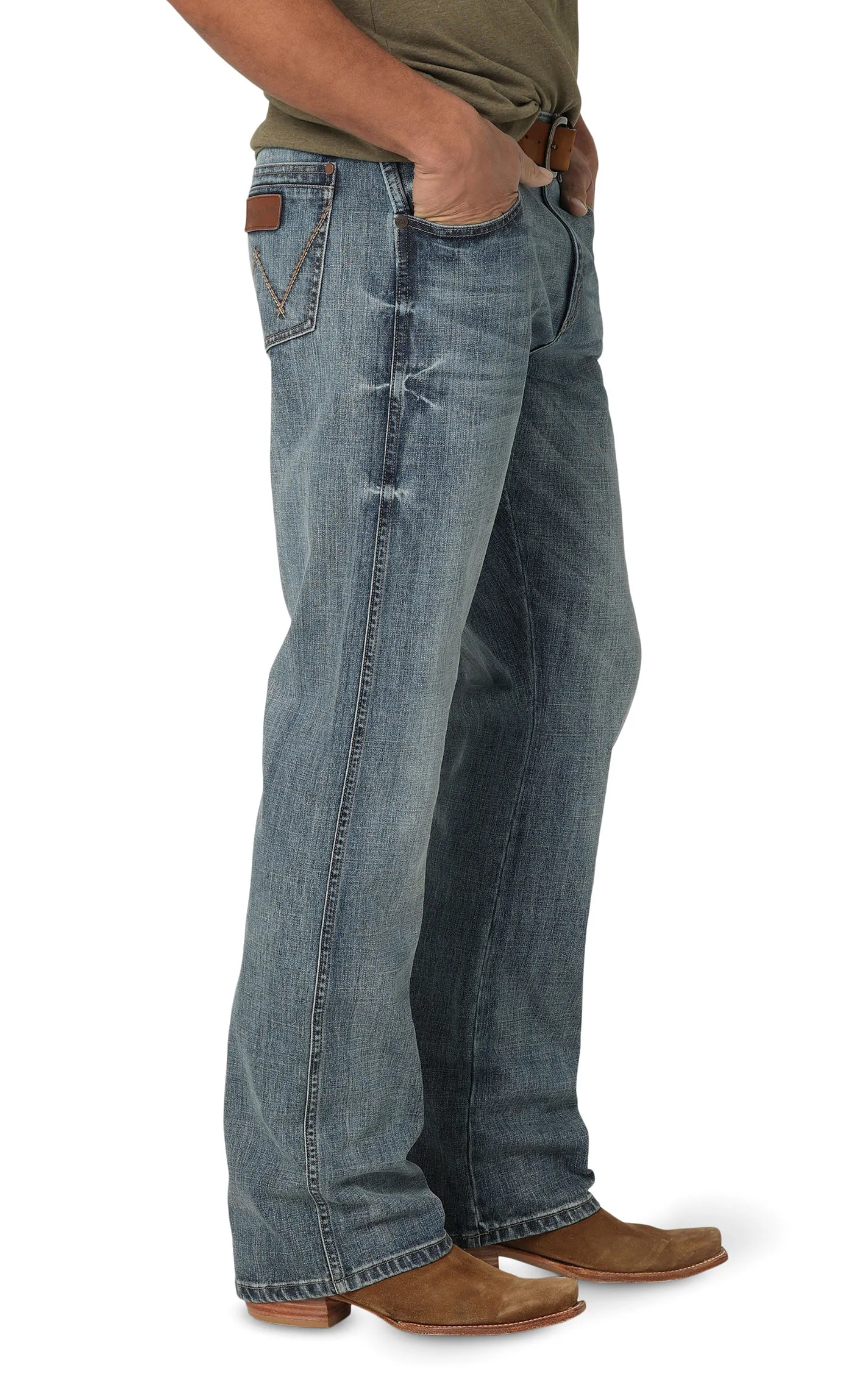 Wrangler Retro Men's Greeley Medium Wash Relaxed Fit Boot Cut Jeans - Extended Sizes